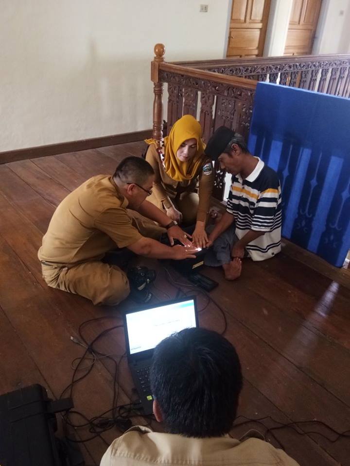 Kegiatan perekaman KTP-el keliling untuk warga disabilitas.jpg